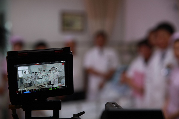 影視制作-其樂融融