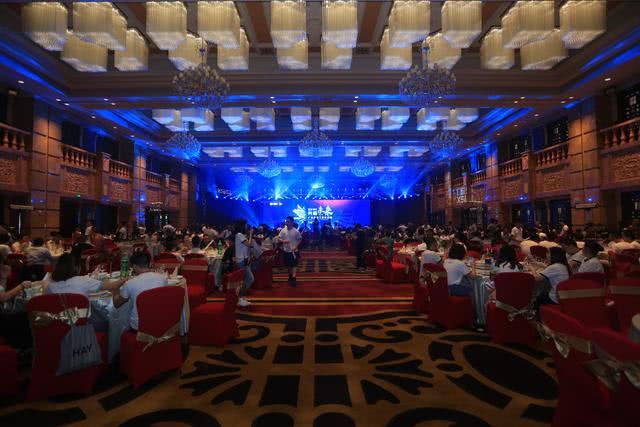 慶典活動(dòng)現(xiàn)場(chǎng)