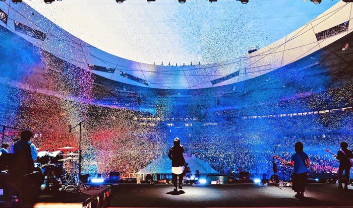 五月天演唱會(huì)的上的應(yīng)援捧場(chǎng)控?zé)晒獍羰窃趺磳?shí)現(xiàn)的？